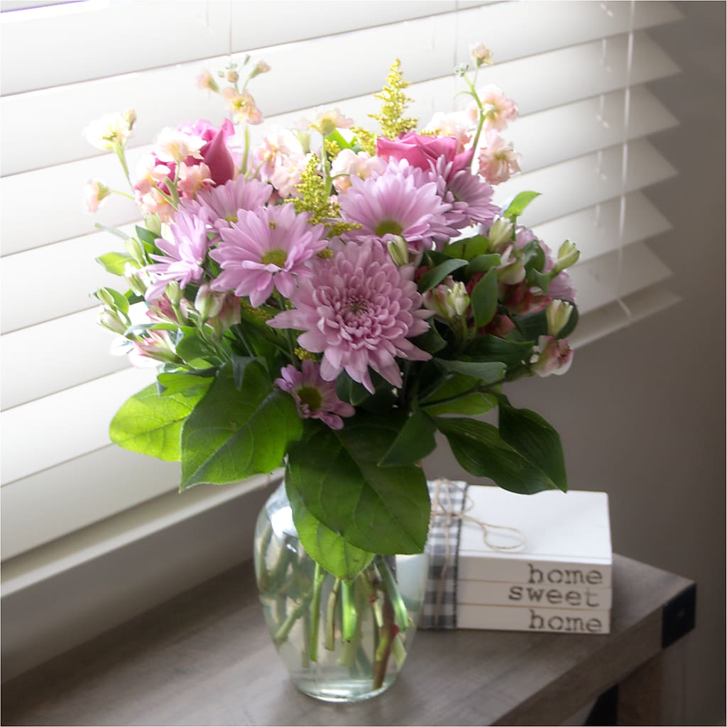 Pastel Tradition - A Florist Original –  Flowers By Albert, Lowell MA