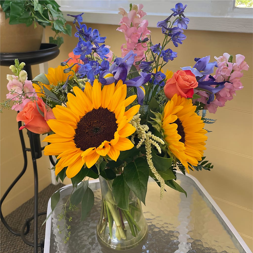 Rays of Life Bouquet –  Flowers By Albert, Lowell MA