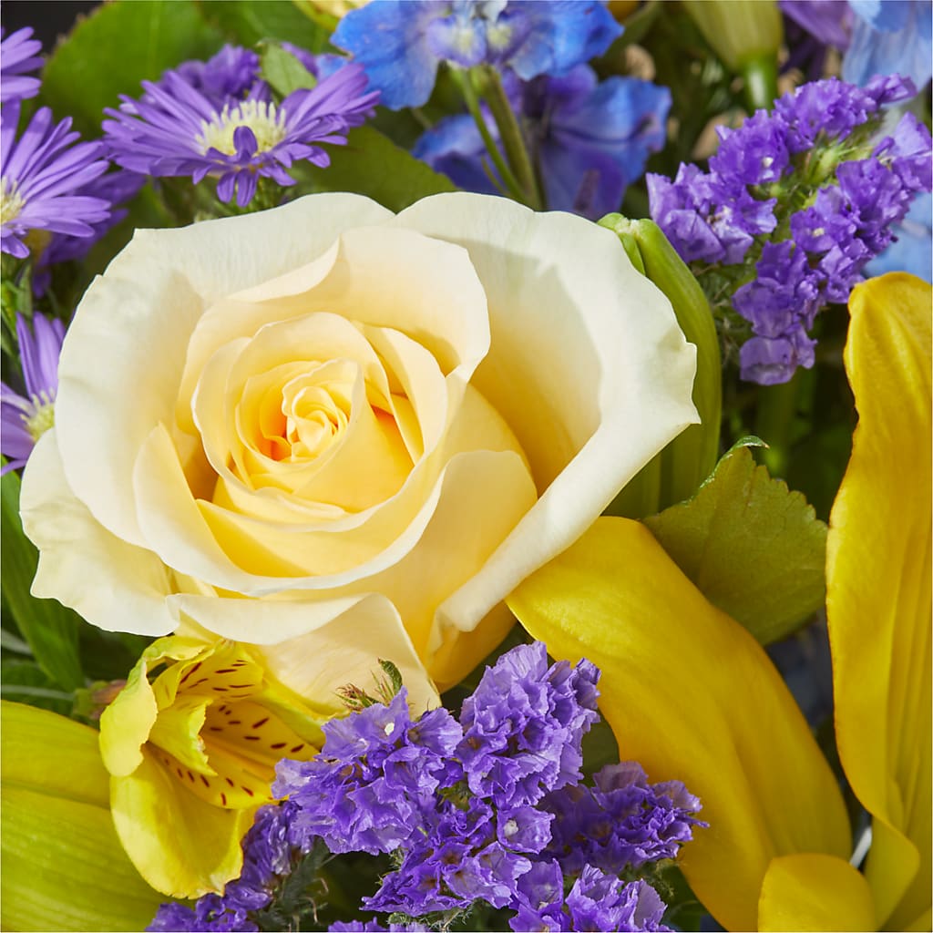 Limoncello Bouquet –  Flowers By Albert, Lowell MA